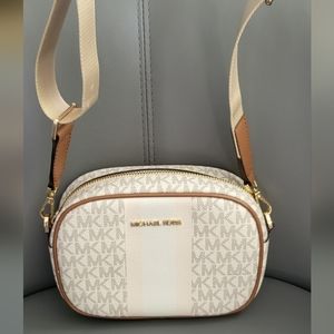 Michael Kors Jet Set Oval Small Crossbody Vanilla MK Signature Pink White Stripe